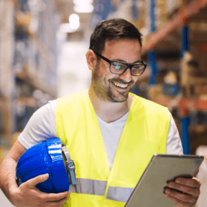 photo-homme-utilisant-logiciel-vgp-via-tablette